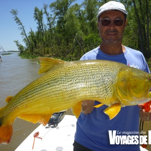 Du côté de Corrientes, Jean-Pascal Mathieu a capturé ce beau dorado : “Les eaux étant teintées, il fallait lancer le leurre devant le nez des poissons ou alors pêcher au vif.”
